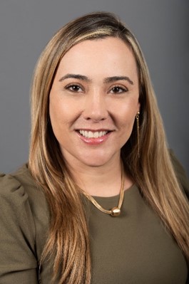 Manuella Villa headshot