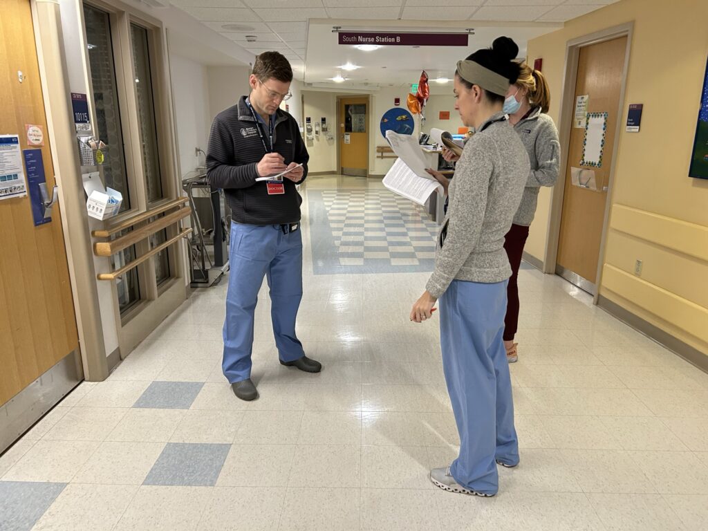 Fellows on rounds